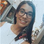 Diplomata in lingue straniere offre lezioni di spagnolo e inglese